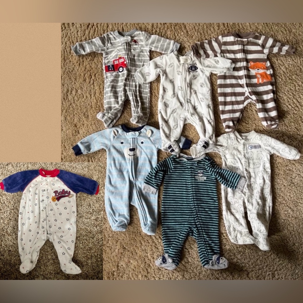 Lot of 7 Newborn Fleece Sleepers